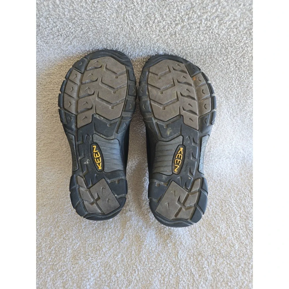 Keen two toned